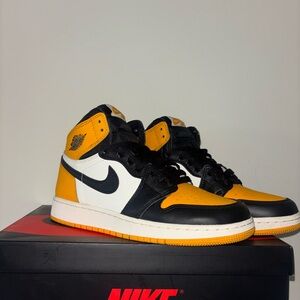 Nike Air Jordan 1 Mid Black Yellow White